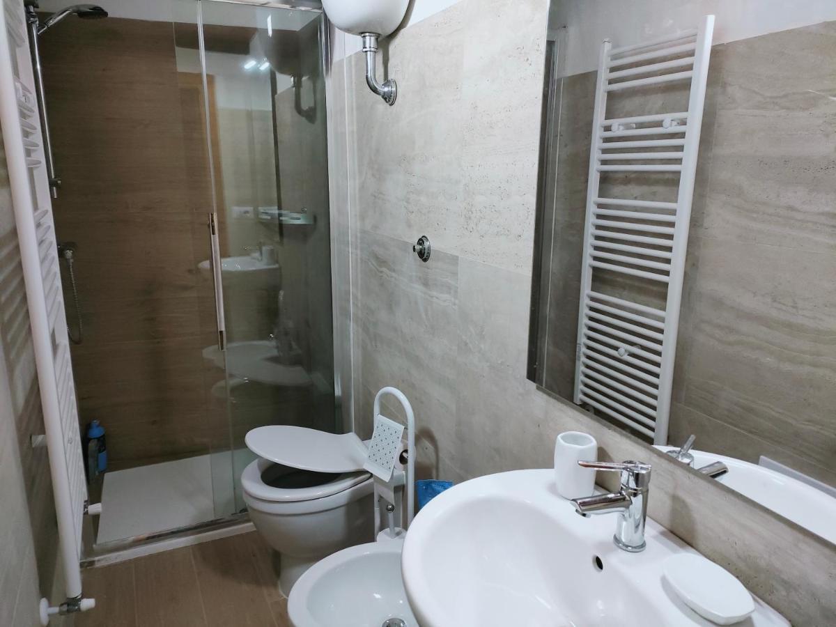 Francigena Viterbo Apartment Con Parcheggio Gratuito A Soli 2 Minuti Dış mekan fotoğraf