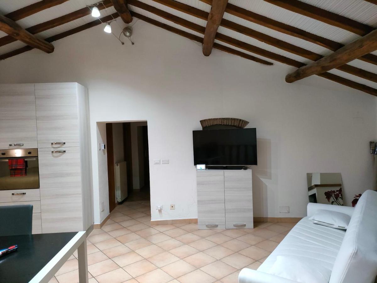 Francigena Viterbo Apartment Con Parcheggio Gratuito A Soli 2 Minuti Dış mekan fotoğraf